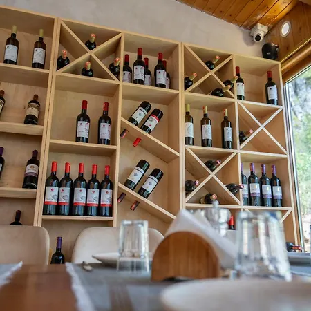 Restaurant Alpet Отель 4*